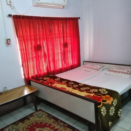 Chaiti Lodge - Santiniketan Bolpur Kültér fotó