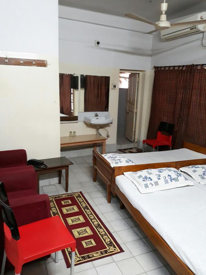 Chaiti Lodge - Santiniketan Bolpur Kültér fotó